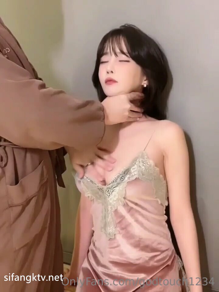 666绿帽白嫖良家，极品女神，美乳苗条，喝醉酒微醺之际忽悠啪啪，飞机收不停，人气爆棚佳作